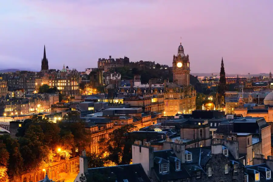 Umrah Packages <br>Edinburgh Umrah packages view